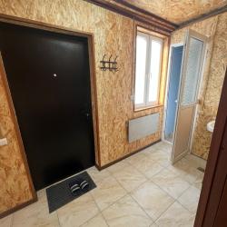 3-местный номер комфорт с 1 односпальной и 1 двуспальной кроватью