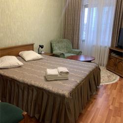 Номер люкс с 1 двуспальной кроватью
