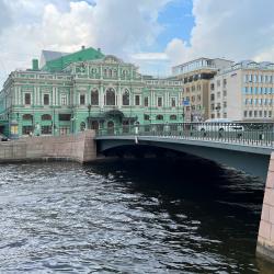 2-комнатные апартаменты люкс Комфорт, 2 спальни с парковкой