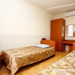 Номер эконом с 2 односпальными кроватями