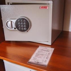 Номер люкс с 1 двуспальной кроватью