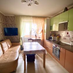 Фото Апартаменты в элитном доме у озера на улице Бондаренко