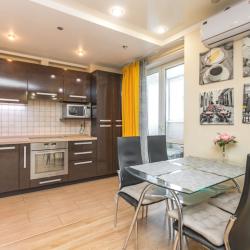 Фото Апартаменты трехкомнатные на улице Степана Злобина 38/2