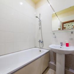 Фото Отель Цветные сны 28 на Восточно-Кругликовской улице