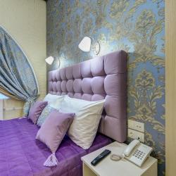 Комната полулюкс с 1 двуспальной кроватью