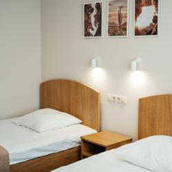 Номер стандарт с 2 односпальными кроватями с видом на город