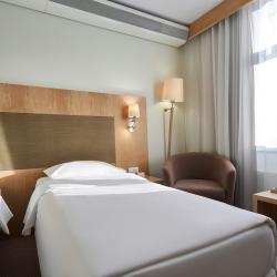 Cosmos Ekaterinburg Hotel (Космос Екатеринбург) (бывш. Park Inn by Radisson Ekaterinburg) — 12c6a1d69968f8da44b274dcd3bab71e