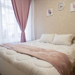 Фото Отель Уютная квартира в очень красивом районе от LetoApart