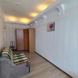 4-местный номер улучшенный семейный с 1 двуспальной кроватью