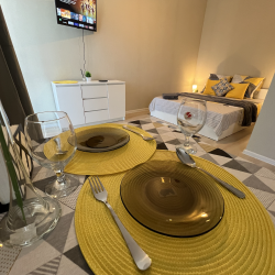 Фото Апартаменты на Попова 35