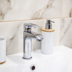 Фото Апартаменты на улице Гамзатова 19