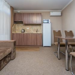 4-местные апартаменты стандарт (на цокольном этаже)