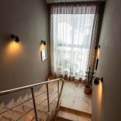 Фото Отель Four Lions House (Фор Лайонс Хаус)