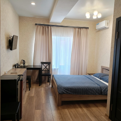 1-комнатный номер улучшенный с 1 двуспальной кроватью