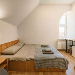 Номер комфорт (мансарда)