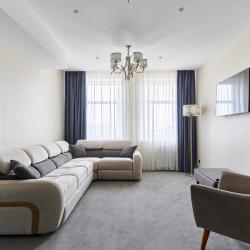 Номер люкс с 1 двуспальной кроватью