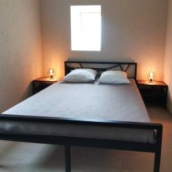 Комната семейная с 1 двуспальной кроватью и 1 двухъярусной кроватью №14