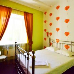 Номер стандарт эконом с 1 двуспальной кроватью