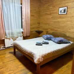 Номер стандарт с 1 двуспальной кроватью