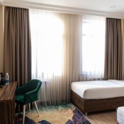 Фото Отель Resident Bishkek (Резидент )