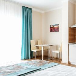 Фото Апартаменты на улице Школьная 36