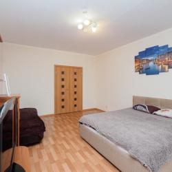 Фото Апартаменты на улице Чистопольская 85