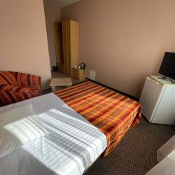 Номер стандарт с 1 двуспальной кроватью