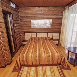 Номер стандарт с 1 двуспальной кроватью