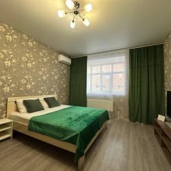 Фото Отель LikeHome (ЛайкХоум) на улице 60 лет Октября 1В