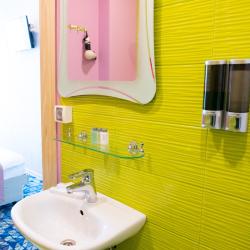 Номер стандарт с 1 двуспальной кроватью