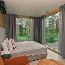 Дом с видом на лес