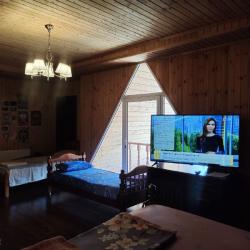Комната улучшенная с 1 двуспальной кроватью (Удобства на этаже)