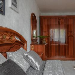Фото Отель Apartment for you (Апартмент фор ю) на улице Комиссарова