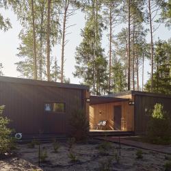 8-местный коттедж улучшенный с общей террасой и видом на озеро