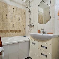 Фото Апартаменты на улице Матросова 6