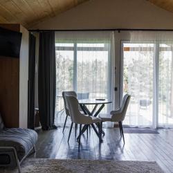 3-местный коттедж в лесу №8