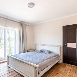 Коттедж стандарт с 2 двуспальными кроватями