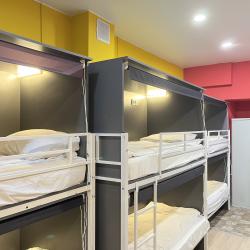 Кровать в общем номере