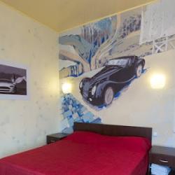 Фото Отель Гараж