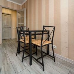 Фото Апартаменты на улице Жукова 17Б