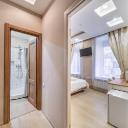 Комната улучшенная с 1 двуспальной кроватью