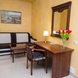 Номер улучшенный бизнес с 1 двуспальной кроватью