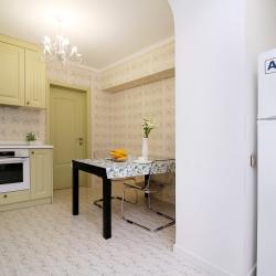 Фото Апартаменты в микрорайоне Самал-3 11