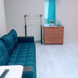 Фото Апартаменты на улице Сурикова 4