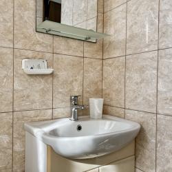 Комната стандарт с 1 двуспальной кроватью