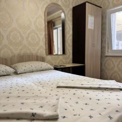 Номер стандарт с 1 двуспальной кроватью