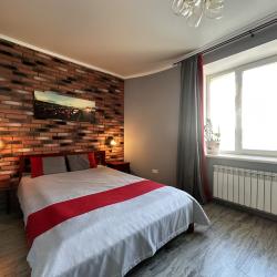 Фото Отель Просторная 3-комнатная квартира возле Кремля и Кремлевской Набережной