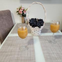 Фото Апартаменты на улице Газовиков 73 корпус 1