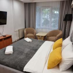 Фото Апартаменты на улице Островского 2