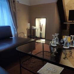 Номер люкс с 1 двуспальной кроватью